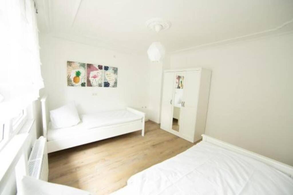 Bruehl Mitte, Neu Renoviertes Haus Vila Exterior foto